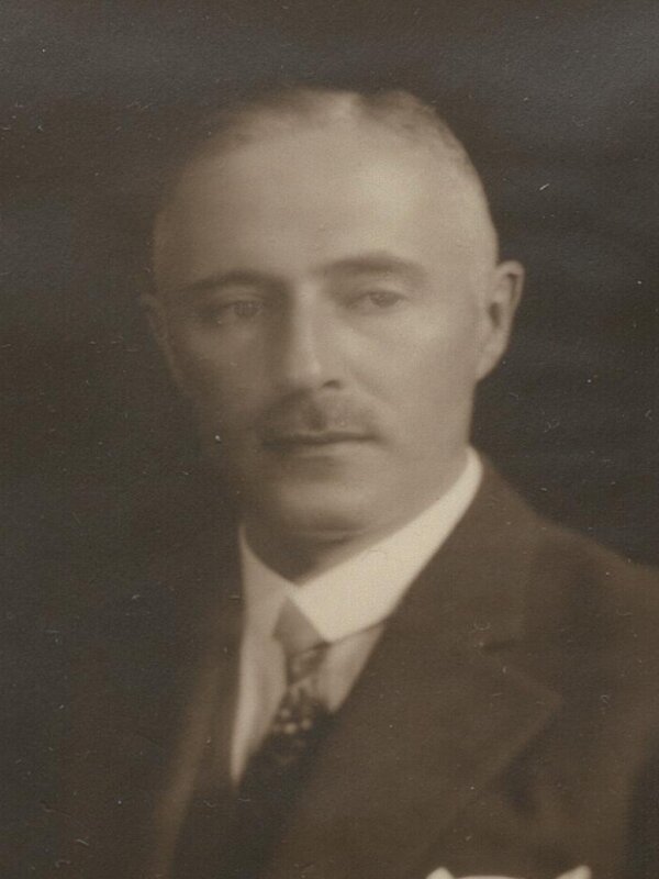 Roman Longchamps